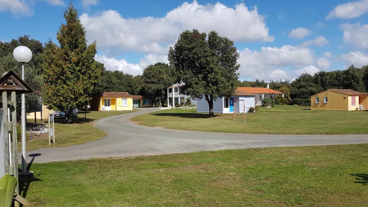 Les Chenes Verts Saint-Savinien エクステリア 写真